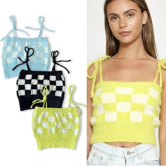 Checkered Black & White Fuzzy Adjustable Tie Strap Crop Top New size medium - Picture 6 of 6